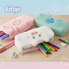 Estojo Necéssaire de Pelúcia Monstrinhos– Cores CAND |  Envio imediato Papelaria Fofa