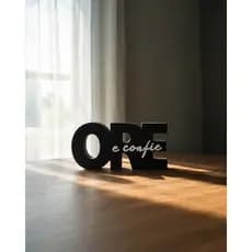 Decoração Letreiro “Ore e Confie” - Design Elegante, Sustentável e Versátil