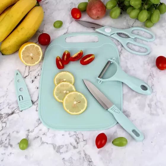 Kit 4 Utensílios de Cozinha Pequenas Viagem Faca Tesoura Descascador Tábua Culinária