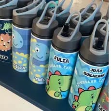Kit Garrafas Squeeze Temas Personalizáveis de Nossa Loja