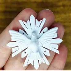 Kit ATÉ 100 Apliques Divino Espírito Santo com Resplendor 4,4 x 4,4 cm – Impressão 3D