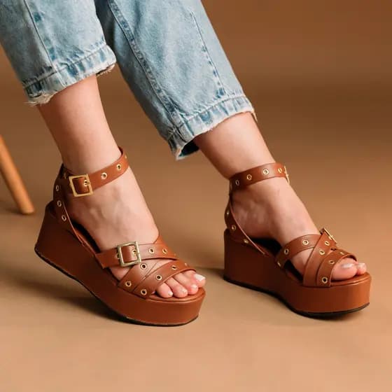 Sandalia Feminina Anabela Flatforn Fivela na Tira Papete Feminina Confortável Moda