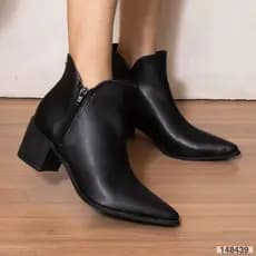 Bota Via Uno Feminina Cano Curto Preta Salto Grosso 5cm Bico Fino Confortável Elegante