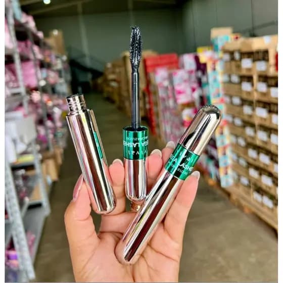 Máscara de Cílios 2 em 1 Mega Lashes | Alonga, Dá Volume e Definição