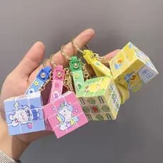 Chaveiros em formato de Cubo de Rubik em diversos estilos