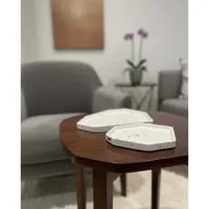 Bandeja Decorativa Orgânica Branca Com Detalhes Rose Gold
