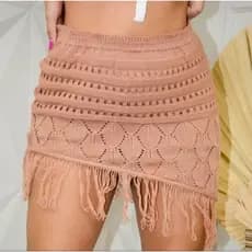 Saia Feminina Saída de Praia Tricot com Franjas Crochê Moda Praia Verão Tendência Tricô