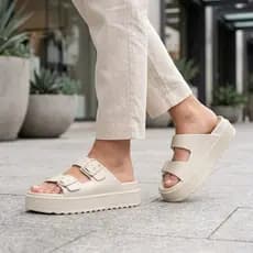 Sandália Feminina Moleca Birken Plataforma Nuvem Leve Ajustável Confortável EVA Calce Fácil Slide