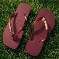 Chinelo Feminino Rasteirinha com Glitter e Strass Confortável Elegante