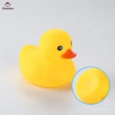 Brinquedo de Banho Pato Amarelo com Apito BB de Borracha para Crianças
