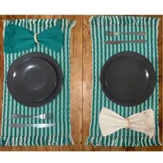 Kit Jogo Americano com 6 peças no tear mineiro. Americano em Algodão com franja, acompanha os guardanapos e argolas