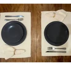 Kit Jogo Americano com 6 peças no tear mineiro. Americano em Algodão com franja, acompanha os guardanapos e argolas