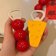 Novo e fofo abridor de garrafas magnético em formato de queijo, acessório criativo para geladeira, abridor de tampas de