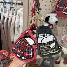 Porta-cartões bordado com o Snoopy em estilo japonês, porta-cartões retrátil de couro Olaf para cartão de transporte de