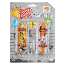 Cartela Com 2 Skates De Dedo Skate Park Dm Toys