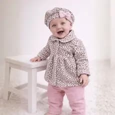 Conjunto Bebê Menina em Soft Estampa Oncinha Laço 3 Peças Casaco + Calça + Boina Inverno
