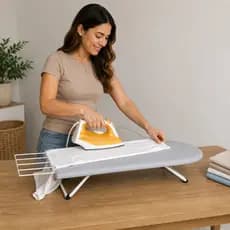 Mesa Tabua de Passar Roupa Portátil Pé Dobrável Cama Mesa Porta Ferro