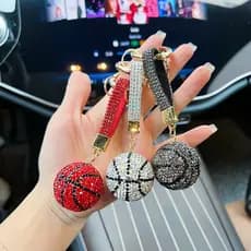 Novo chaveiro de basquete com incrustações de diamantes, chaveiro para carro, pingente criativo para bolsa.