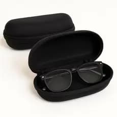 Caxinha oculos Preta  Porta oculos Fechamento COM Ziper