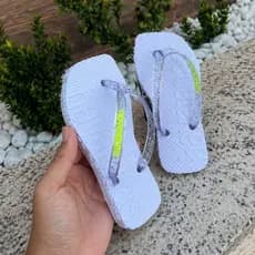 Chinelo Infantil Menina Branco ou Preto Glitter Tira Transparente Confortável Leve Antiderrapante