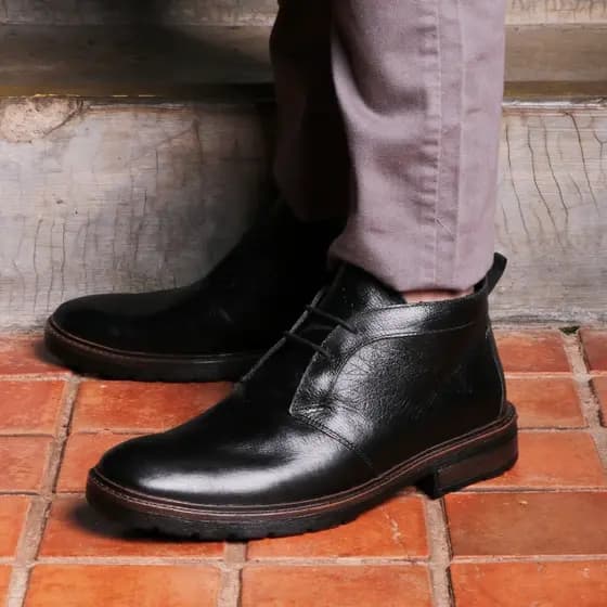 Bota Masculina Niagara em Couro Quebec