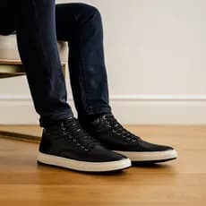 Tênis Masculino em Couro Legitimo Confortável Para o Dia a Dia Sapatênis de Amarração Botinha Cano Médio