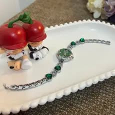 Relógio Elegante de Coração zircão quartzo para Mulheres Presente Perfeito