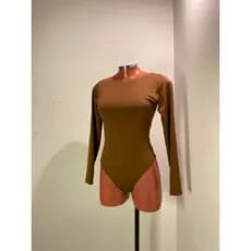 Body Feminino Manga Longa com Costas Abertas – Elegância, Conforto e Estilo