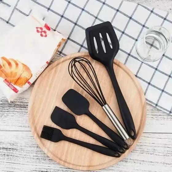Kit 5 Utensílios de Cozinha Silicone – Colher, Espátula Grande e Pequena, Fouet, Pincel de Culinária