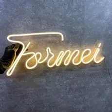 Placa Decorativa LED Neon - Formei 60X25cm para Formatura Escolar e Faculdade fundo em  Acrílico 3mm