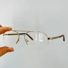 Armacao aviador  unissex modelo pequeno largura 13cm material metal e perna acetado
