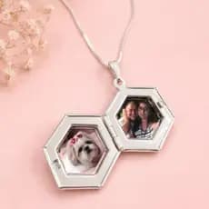 Colar Com Foto Relicário Hexagonal Arabesco Banhado a Prata 925 Unissex