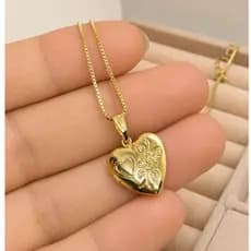 Colar com Relicario e Duas Fotos Banhado a Ouro 18k