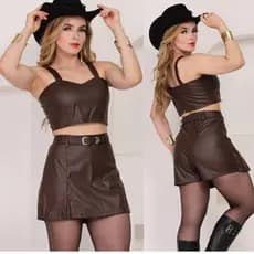 CONJUNTO COURO FEMININO EXCLUSIVO E LUXO EM CROPPET+ SHORT SAIA  TENDENCIA EN CORES