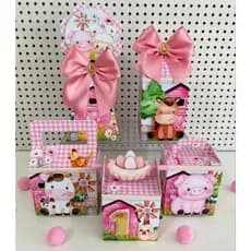 Kit caixas Fazendinha rosa personalizada / festa fazendinha menina