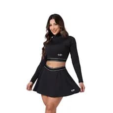 Conjunto Academia Poliamida Shorts Saia com Bolso e Cropped Manga Longa Feminino