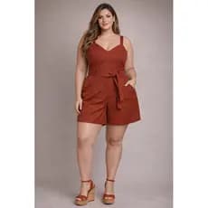 Macaquinho Liz Feminino Plus Size com Faixa
