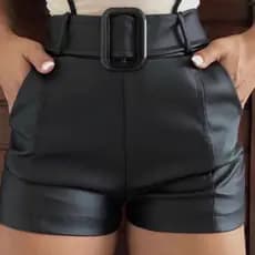 Short De Couro Com Fivela Fake Com Bolso Cor Preto, Caramelo Promoção