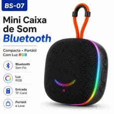 Caixa de Som Bluetooth Portátil BS-07 com Luz RGB, Entrada TF, USB-C, Alça para Transporte e Som Estéreo