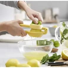 Espremedor de laranja e limão manual resistente e prático