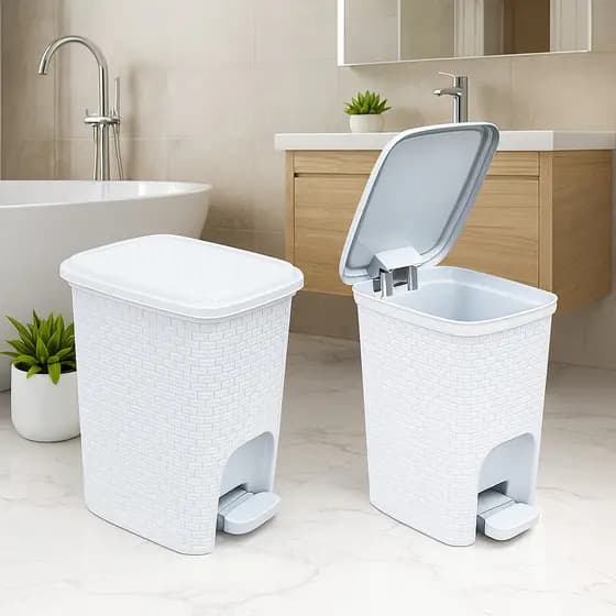 Kit De 1 Até 2 Lixeiras Rattan 7L C/ Tampa Pedal Ideal para Banheiro Cozinha Casa Design Moderno