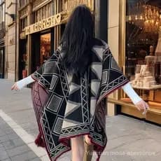 Xale de estilo étnico para ser usado sobre um vestido de alta qualidade, adequado para viagens, capa para proteger os om