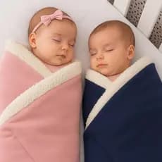 Manta Soft para bebê Lisa com Sherpa várias cores 90cm X80cm