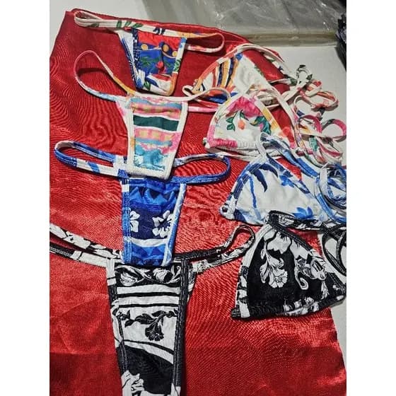 Kit Biquíni 8 Peças Feminino Estampado – 4 Tops + 4 Calcinhas Moda Praia Verão