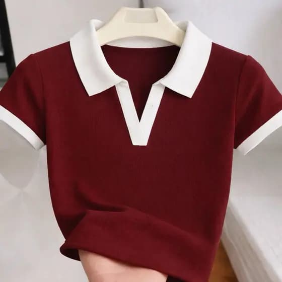 Camisa Retrô Gola Polo Bicolor Feminina Manga Curta Malha Ribana Canelada