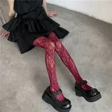 Meias de Rede com Renda – Meias Transparentes com Design Floral Vazado (Preto/Branco/Vermelho)