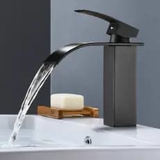 Torneira De Banheiro Lavabo Cuba Monocomando Quente e Fria Bica Baixa Aço Inox