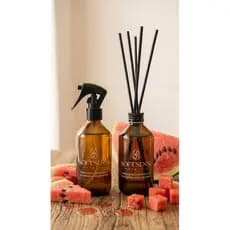 Kit Presente Home Spray e Difusor de Varetas 200ml Melancia Aromatizador Ambiente Cheirinho Tecidos Frutal + Brinde