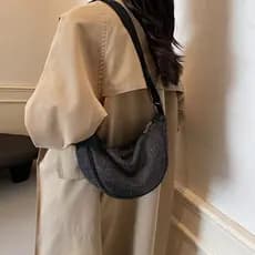 Moda Casual senhoras bolsa mensageiro bolsa de ombro Multi-cor opcional novo estilo meia lua forma