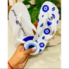 Novo chinelos femininos moda praia lançamento , tendencia , novidade, antiderrapante envio imediato!